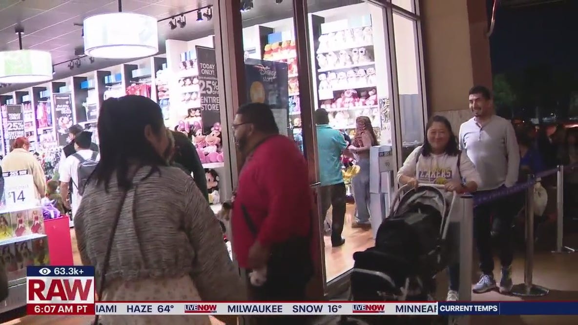 How to score the best deals this holiday weekend